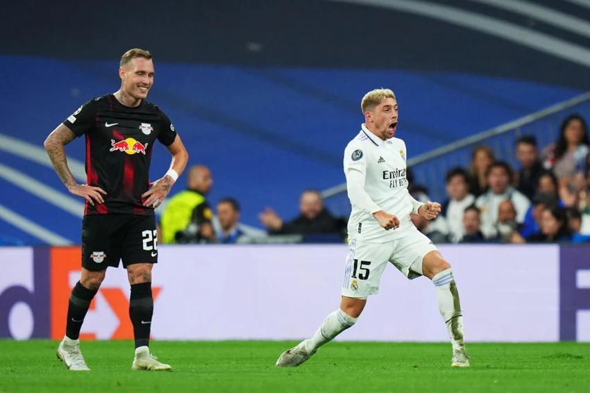 Valverde giúp Real khai thông thế bế tắc ở những phút cuối. Ảnh: UEFA