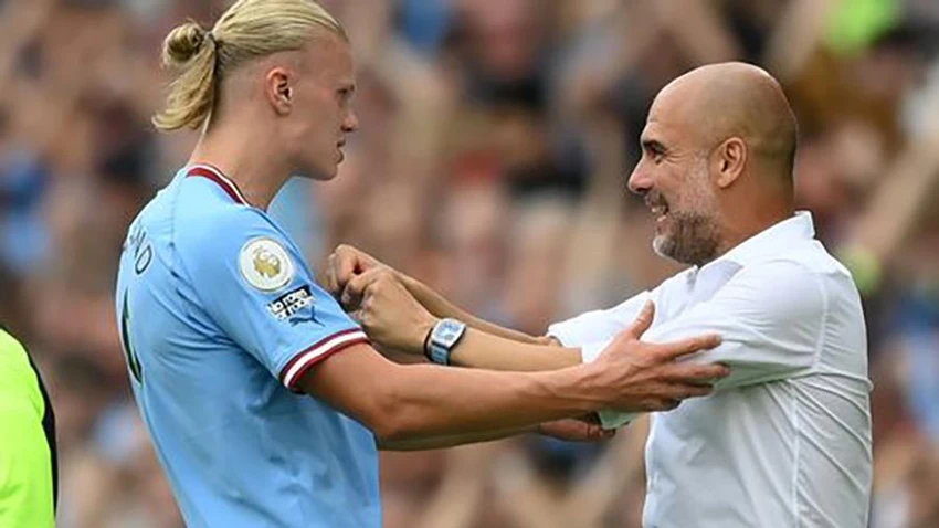 Pep Guardiola rất hài lòng về cậu học trò Erling Haaland. ẢNH: GETTY Pep Guardiola rất hài lòng về cậu học trò Erling Haaland. ẢNH: GETTY