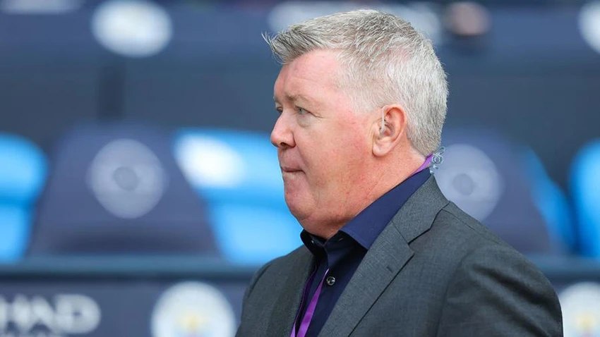 Geoff Shreeves đã phỏng vấn nhiều tên tuổi lớn trong làng bóng đá Anh. ẢNH: GETTY Geoff Shreeves đã phỏng vấn nhiều tên tuổi lớn trong làng bóng đá Anh. ẢNH: GETTY