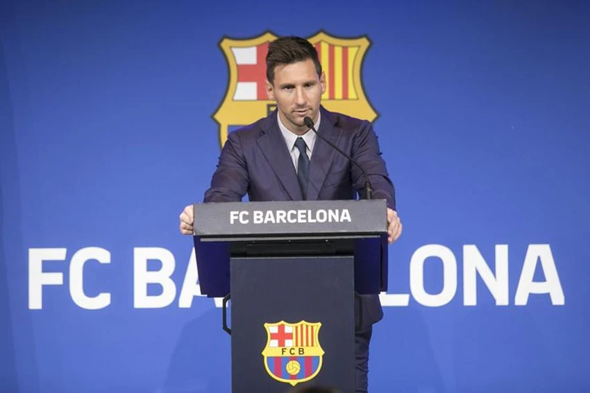 Messi nói lời chia tay Barcelona vào năm 2021... ẢNH: GETTY
