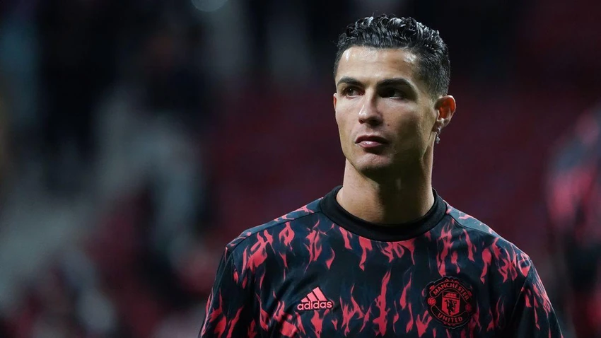 Ronaldo bị MU cấm tập luyện với đội 1 trong 3 ngày và phải xuống đội trẻ tập. ẢNH: GETTY