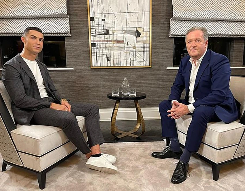Ronaldo thực hiện cuộc phỏng vấn gây chấn động
