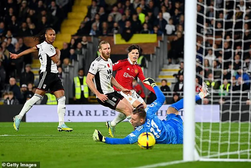 Alejandro Garnacho ghi bàn thắng vàng cho Man United. ẢNH: GETTY Alejandro Garnacho