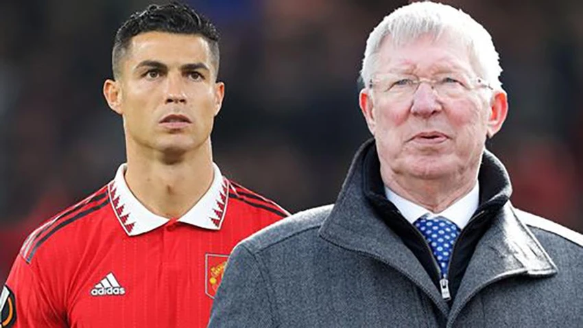 Ronaldo coi Sir Alex Ferguson như người cha thứ hai. ẢNH: MIRROR Ronaldo coi Sir Alex Ferguson như người cha thứ hai. ẢNH: MIRROR