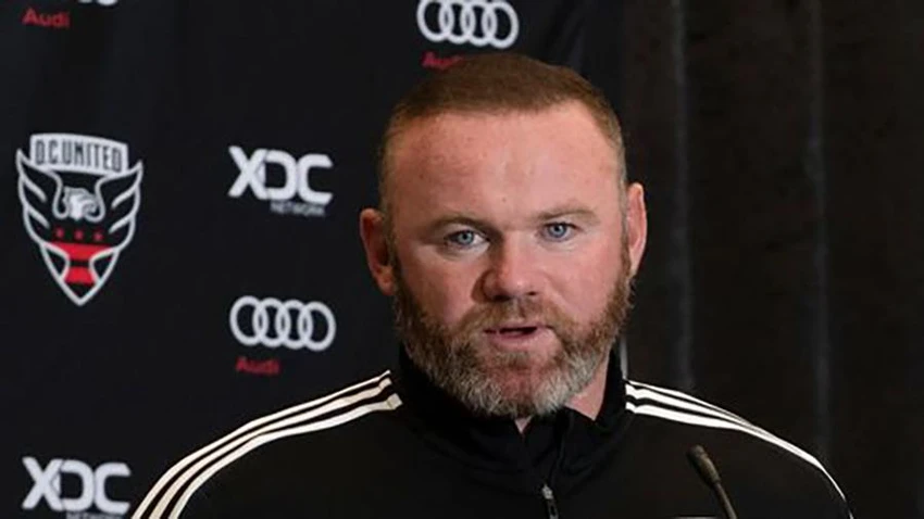 Rooney đã khéo léo đáp trả Ronaldo. ẢNH: MIRROR Rooney đáp trả Ronaldo