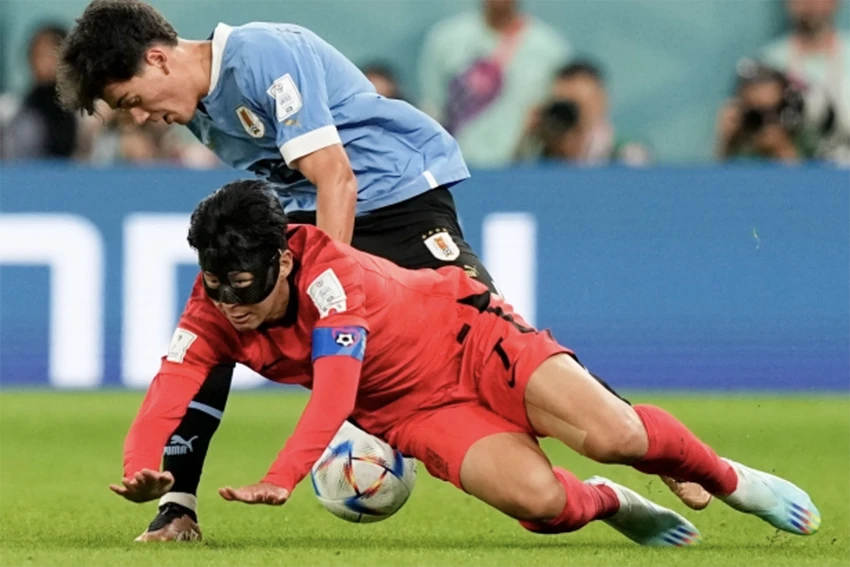 Son Heung-min chưa thể hiện được nhiều. Ảnh: AP Son Heung-min chưa thể hiện được nhiều. Ảnh: AP