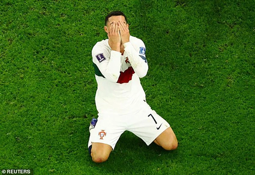 Ronaldo không cùng tuyển Bồ Đào Nha bay về nước. ẢNH: REUTERS Ronaldo không cùng tuyển Bồ Đào Nha bay về nước. ẢNH: REUTERS