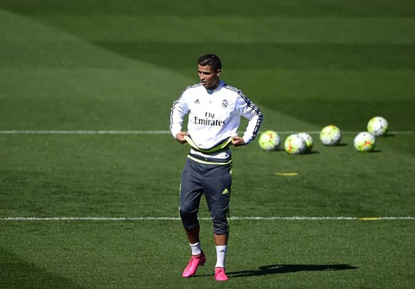 Ronaldo tập luyện trong màu áo Real Madrid vào năm 2015. ẢNH: GETTY Ronaldo tập luyện trong màu áo Real Madrid vào năm 2015. ẢNH: GETTY