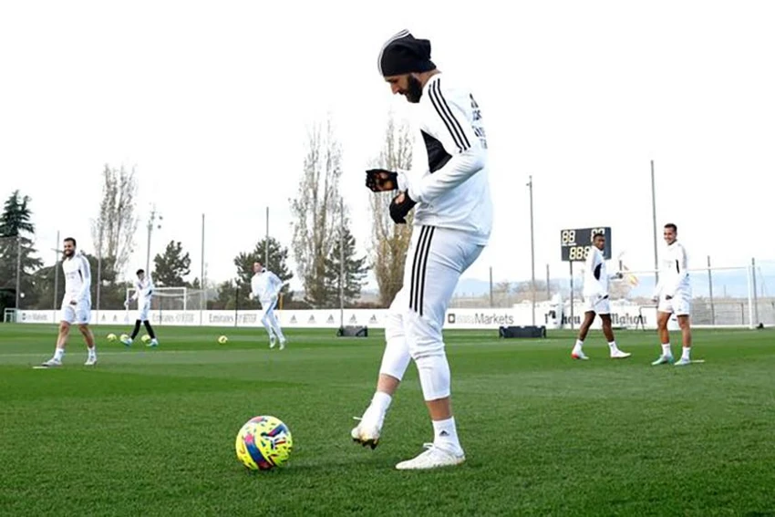 Benzema đã trở lại tập luyện ở Real Madrid. ẢNH: GETTY