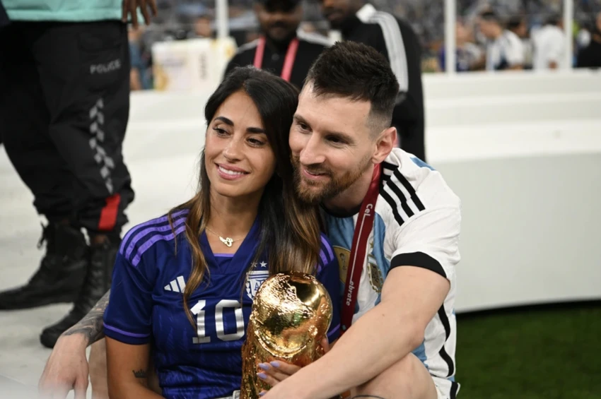 Antonela Roccuzzo đã dành nhiều lời khen ngợi cho chồng trong một bài đăng trên Instagram. ẢNH: GETTY Antonela Roccuzzo đã dành nhiều lời khen ngợi cho chồng trong một bài đăng trên Instagram. ẢNH: GETTY