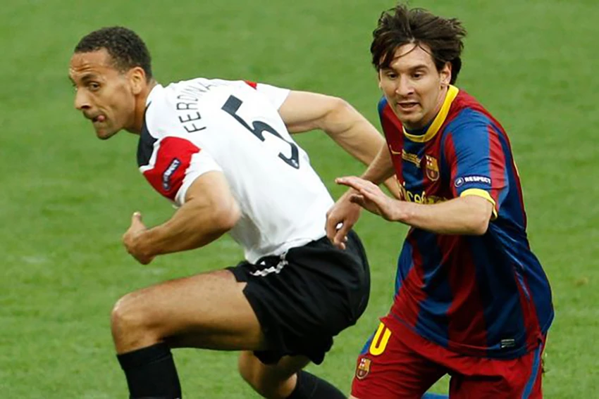 Rio Ferdinand đối đầu với Lionel Messi trong trận chung kết Champions League. ẢNH: ACTION Rio Ferdinand đối đầu với Lionel Messi trong trận chung kết Champions League. ẢNH: ACTION