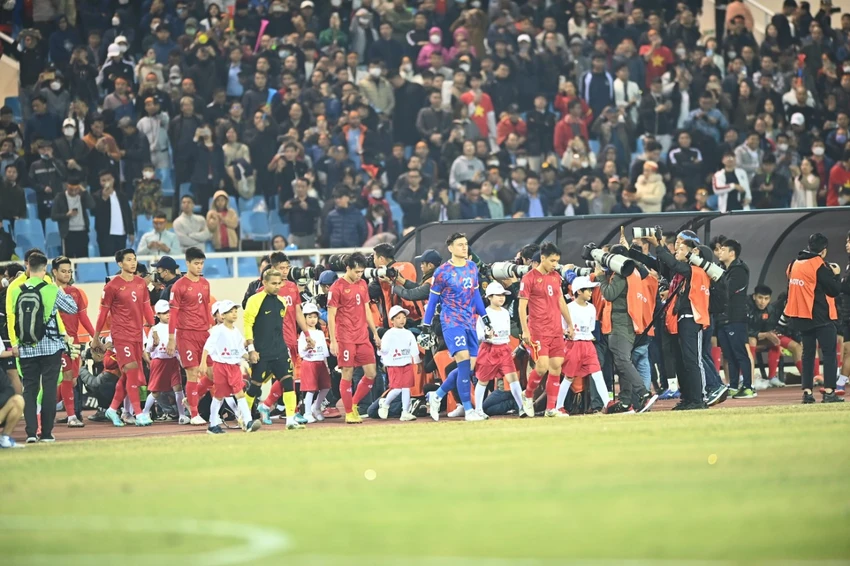 Việt Nam thắng đậm Malaysia lên ngôi đầu bảng AFF Cup ảnh 28 Việt Nam thắng đậm Malaysia lên ngôi đầu bảng AFF Cup ảnh 28