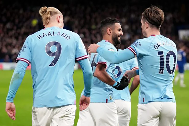 Các cầu thủ Manchester City ăn mừng bàn thắng vào lưới Chelsea. ẢNH: GETTY Các cầu thủ Manchester City ăn mừng bàn thắng vào lưới Chelsea. ẢNH: GETTY