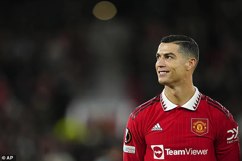 Ronaldo đã rời Man Utd và giúp MU tiết kiệm 500.000 bảng Anh/tuần. ẢNH: AP Ronaldo đã rời Man Utd và giúp MU tiết kiệm 500.000 bảng Anh/tuần. ẢNH: AP