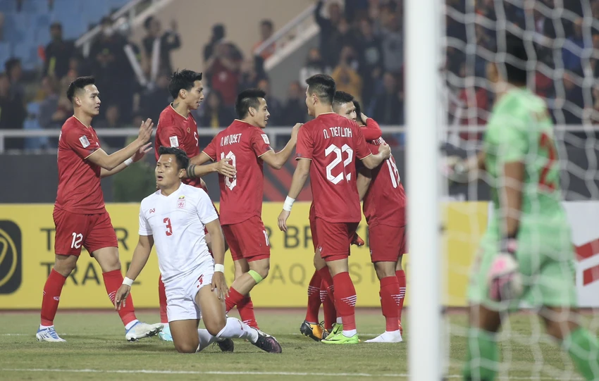 Tuyển Việt Nam hướng đến chiến thắng để vào chung kết AFF Cup 2022. ẢNH: ANH THỎA Tuyển Việt Nam hướng đến chiến thắng để vào chung kết AFF Cup 2022. ẢNH: ANH THỎA