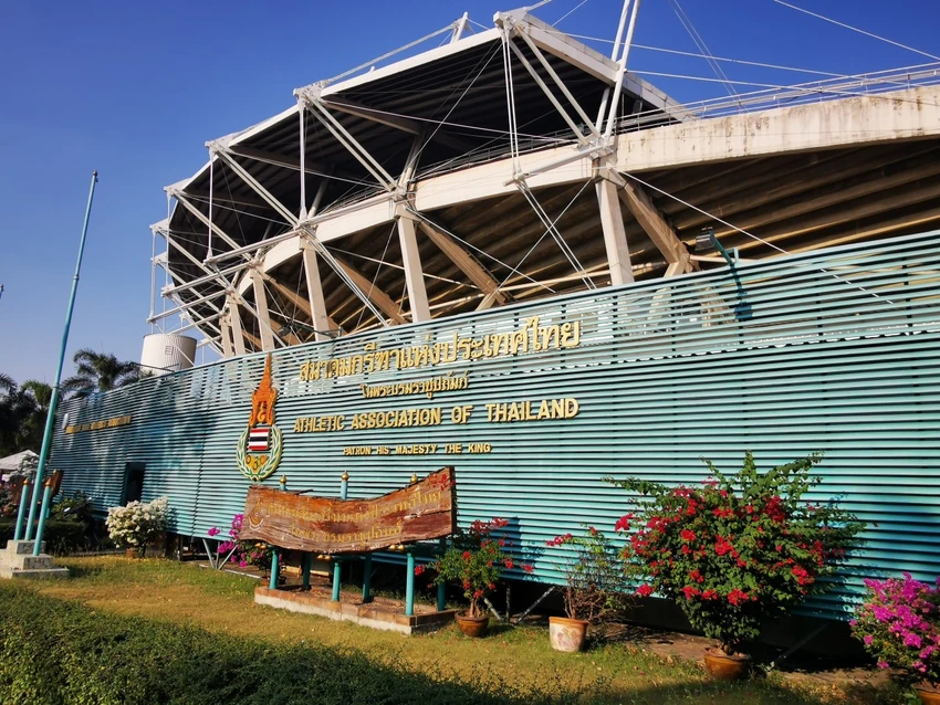 Sân Thammasat của Thái Lan. ẢNH: HẢI THỊNH
