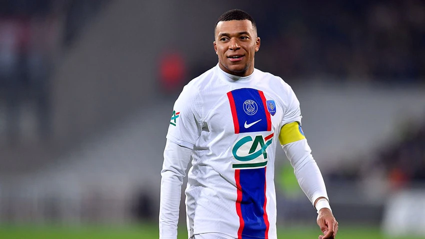 Mbappe được trao vai trò đội phó PSG mà Kimpempe không biết gì. ẢNH: GETTY Mbappe được trao vai trò đội phó PSG mà Kimpempe không biết gì. ẢNH: GETTY