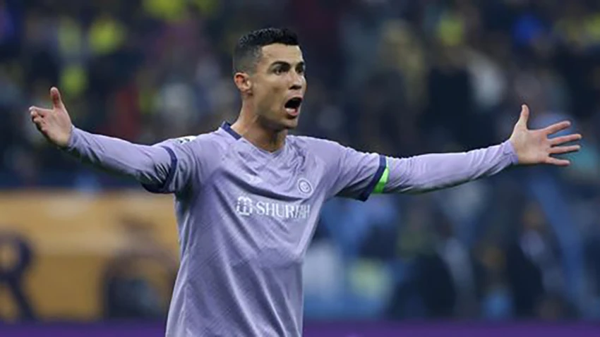 Ten Hag sẵn sàng "trảm" Ronaldo để giữ kỷ luật đội bóng. ẢNH: GETTY