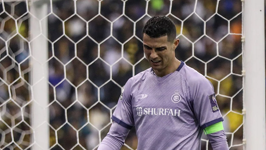 Ronaldo vẫn chưa ghi bàn sau 2 trận đầu tiên thi đấu cho Al Nassr với tư cách đội trưởng. ẢNH: GETTY Ronaldo vẫn chưa ghi bàn sau 2 trận đầu tiên thi đấu cho Al Nassr với tư cách đội trưởng. ẢNH: GETTY
