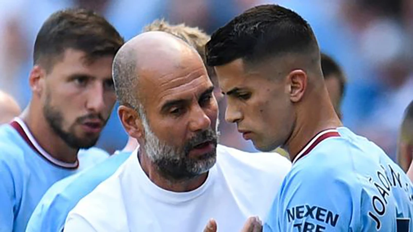 Cancelo to tiếng với Pep Guardiola vì anh không được đá chính thường xuyên. ẢNH: GETTY Cancelo to tiếng với Pep Guardiola vì anh không được đá chính thường xuyên. ẢNH: GETTY