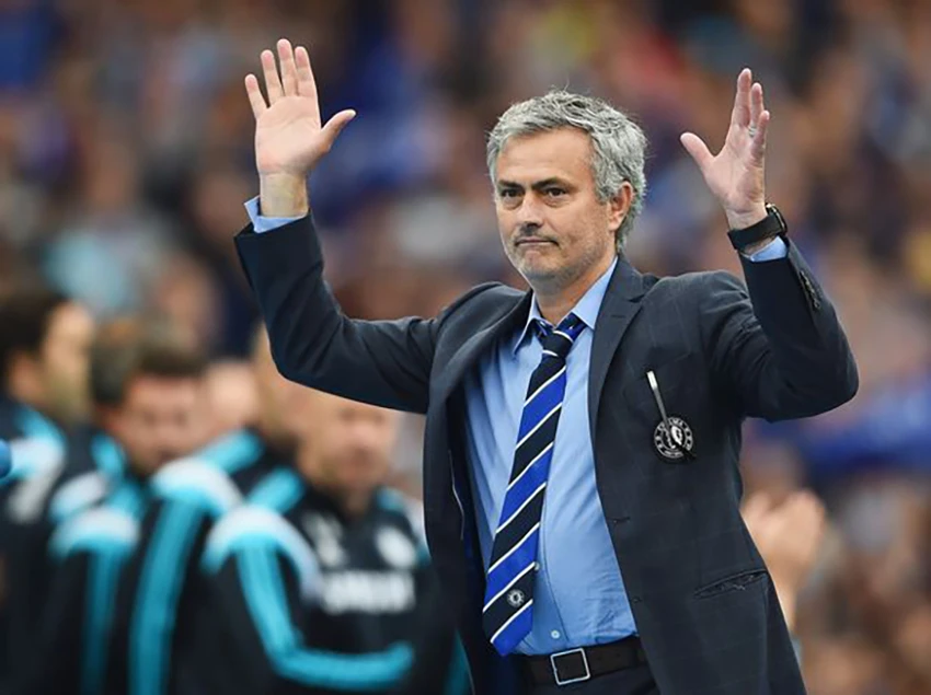 Mourinho có 2 lần dẫn dắt Chelsea cực kỳ thành công, dù cả hai lần ông đều bị ông chủ Roman Abramovich sa thải. ẢNH: GETTY Mourinho có 2 lần dẫn dắt Chelsea cực kỳ thành công, dù cả hai lần ông đều bị ông chủ Roman Abramovich sa thải. ẢNH: GETTY