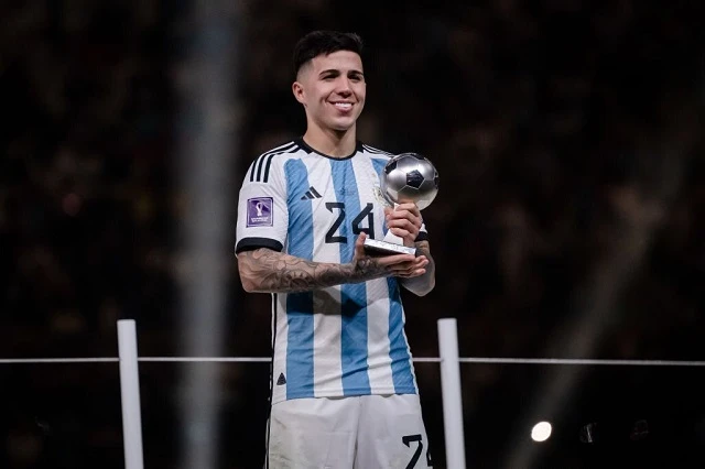Enzo Fernandez được kỳ vọng sẽ vực dậy tinh thần tuyến giữa cho Chelsea. Ảnh: Getty Enzo Fernandez được kỳ vọng sẽ vực dậy tinh thần tuyến giữa cho Chelsea. Ảnh: Getty