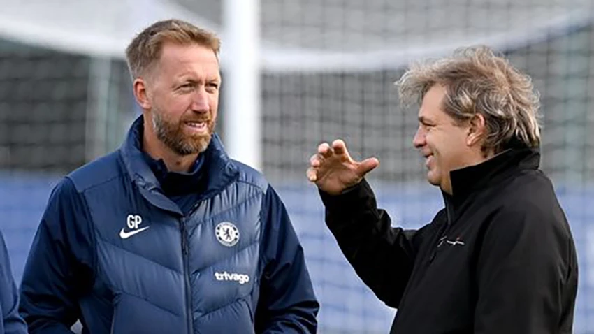 Boehly đang rất kiên nhẫn với Potter, khác hẳn với Tuchel. ẢNH: GETTY Boehly đang rất kiên nhẫn với Potter, khác hẳn với Tuchel. ẢNH: GETTY