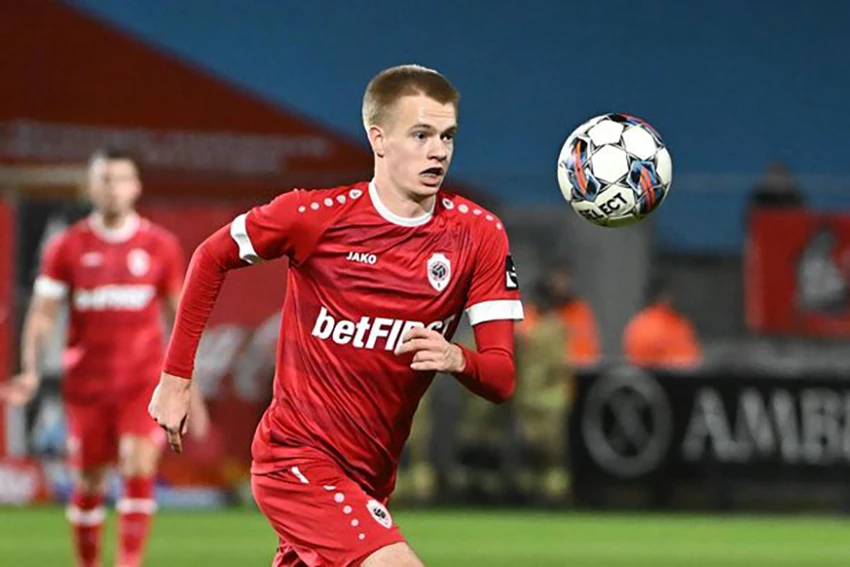 Arthur Vermeeren đang có mùa giải thăng hoa trong màu áo Royal Antwerp. ẢNH: GETTY Arthur Vermeeren đang có mùa giải thăng hoa trong màu áo Royal Antwerp. ẢNH: GETTY