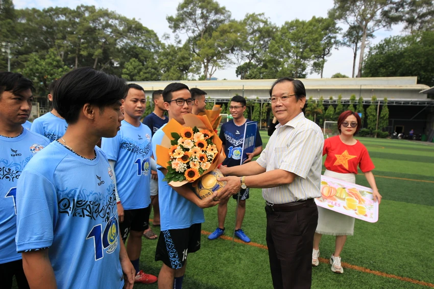 Ông Mai Ngọc Phước, Tổng biên tập báo Pháp Luật TP.HCM trong lễ khai mạc.