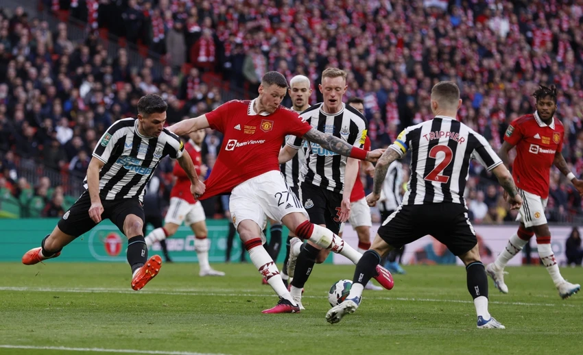 Newcastle được dự đoán tiếp tục trắng tay trên sân Etihad vì hàng thủ lỏng lẻo. Ảnh: Getty Newcastle được dự đoán tiếp tục trắng tay trên sân Etihad vì hàng thủ lỏng lẻo. Ảnh: Getty