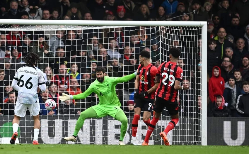 Billing có bàn thắng quý như vàng giúp Bournemouth thoát ra khỏi nhóm rớt hạng. Ảnh: Getty Billing có bàn thắng quý như vàng giúp Bournemouth thoát ra khỏi nhóm rớt hạng. Ảnh: Getty