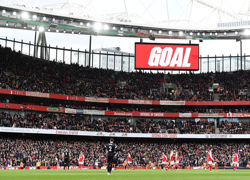 Arsenal đang dẫn đầu cuộc đua vô địch Premier League, hơn ĐKVĐ Man City đến 8 điểm. ẢNH: GETTY Arsenal đang dẫn đầu cuộc đua vô địch Premier League, hơn ĐKVĐ Man City đến 8 điểm. ẢNH: GETTY