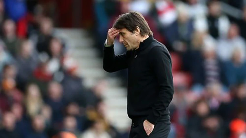Conte đã bất lực với các cầu thủ Tottenham. ẢNH: GETTY