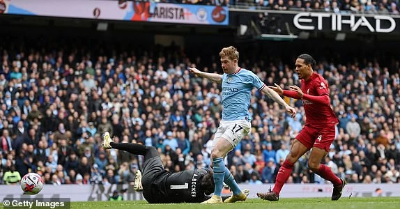 Kevin De Bruyne tỏa sáng với 1 bàn thắng và 1 kiến tạo thành bàn. Ảnh: Getty