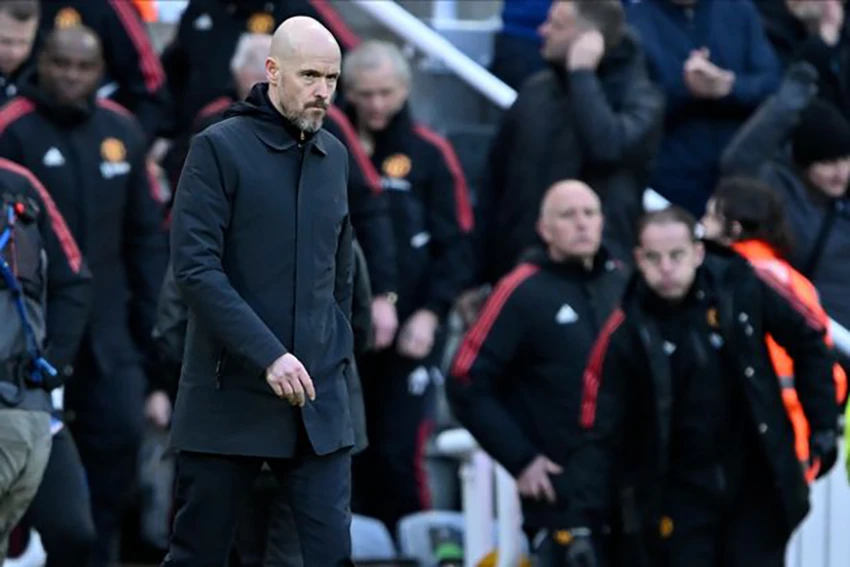 Ten Hag tức giận vì các cầu thủ MU không còn giữ được thói quen cũ. ẢNH: GETTY Ten Hag tức giận vì các cầu thủ MU không còn giữ được thói quen cũ. ẢNH: GETTY