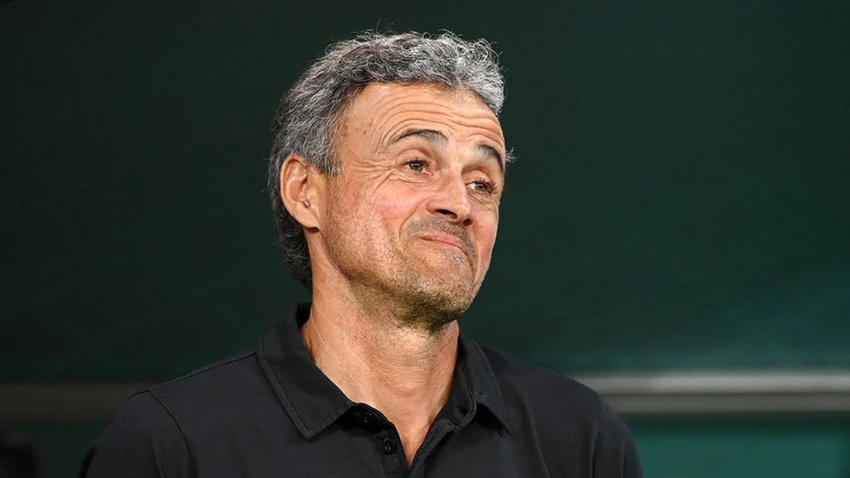 Luis Enrique đưa ra câu trả lời khôi hài khi được hỏi về quá trình đàm phán với Chelsea. ẢNH: GETTY