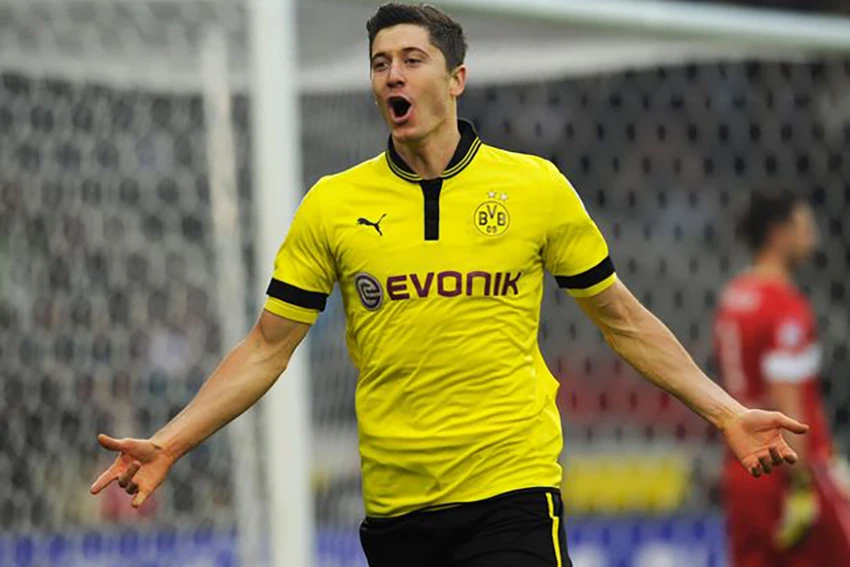 Robert Lewandowski phát triển sự nghiệp đỉnh cao tại Borussia Dortmund. ẢNH: GETTY