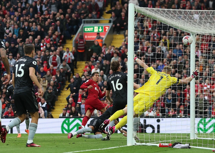 Bàn thắng ở những phút cuối trận của Firmino giúp Liverpool tránh một trận thua. Ảnh: Reuters Bàn thắng ở những phút cuối trận của Firmino giúp Liverpool tránh một trận thua. Ảnh: Reuters