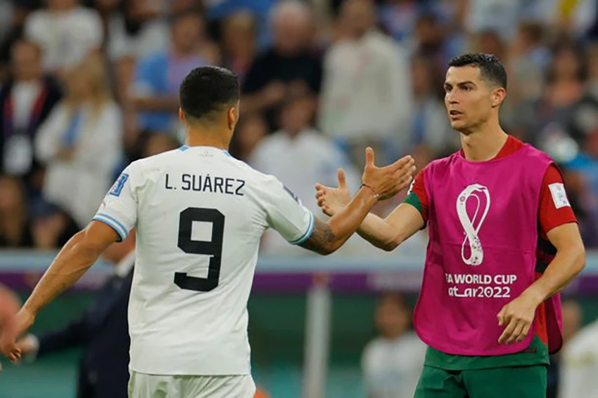 Ronaldo từng đối đầu với Suarez ở World Cup. ẢNH: GETTY Ronaldo từng đối đầu với Suarez ở World Cup. ẢNH: GETTY