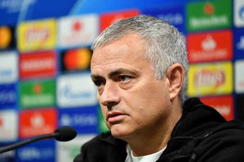 Mourinho không hài lòng với thái độ thi đấu của các cầu thủ MU. ẢNH: GETTY