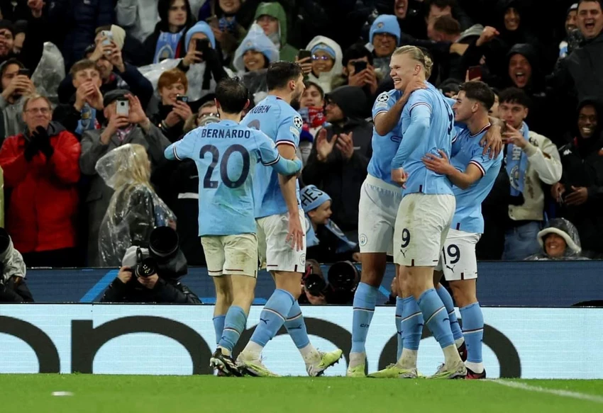 Đại thắng Bayern, Man City đặt một chân vào bán kết. Ảnh: Reuters. Đại thắng Bayern, Man City đặt một chân vào bán kết. Ảnh: Reuters.