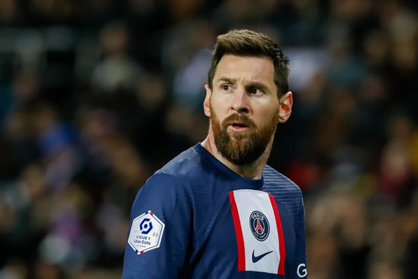 Messi bị fan PSG chỉ trích vì không thể giúp đội nhà vô địch Champions League. ẢNH: GETTY Messi bị fan PSG chỉ trích vì không thể giúp đội nhà vô địch Champions League. ẢNH: GETTY