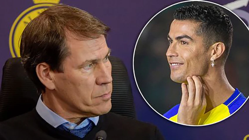 Ronaldo được cho là nguyên nhân khiến Rudi Garcia bị Al Nassr sa thải. ẢNH: MIRROR