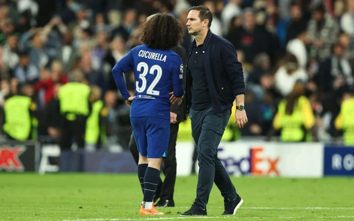 HLV Frank Lampard chịu rất nhiều áp lực từ khi dẫn dắt Chelsea. Ảnh: Getty HLV Frank Lampard chịu rất nhiều áp lực từ khi dẫn dắt Chelsea. Ảnh: Getty