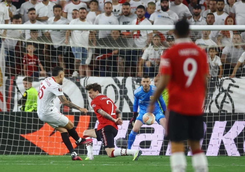 MU chính thức chia tay Europa League sau khi để thua với tổng tỷ số 5-2. Ảnh: Reuters MU chính thức chia tay Europa League sau khi để thua với tổng tỷ số 5-2. Ảnh: Reuters