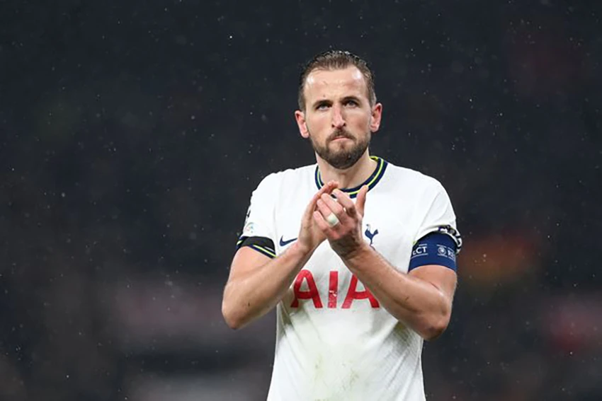 Kane sẽ ra đi dưới dạng tự do vào mùa hè năm 2024 nếu không ký hợp đồng mới với Tottenham. ẢNH: GETTY Kane sẽ ra đi dưới dạng tự do vào mùa hè năm 2024 nếu không ký hợp đồng mới với Tottenham. ẢNH: GETTY
