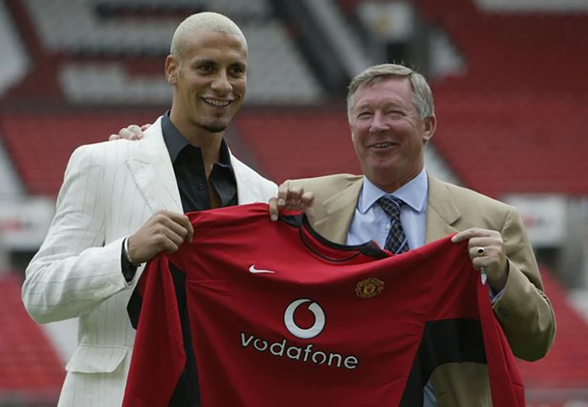 Sir Alex Ferguson từng thề không mua bất kỳ cầu thủ nào của Tottenham nữa. ẢNH: GETTY Sir Alex Ferguson từng thề không mua bất kỳ cầu thủ nào của Tottenham nữa. ẢNH: GETTY