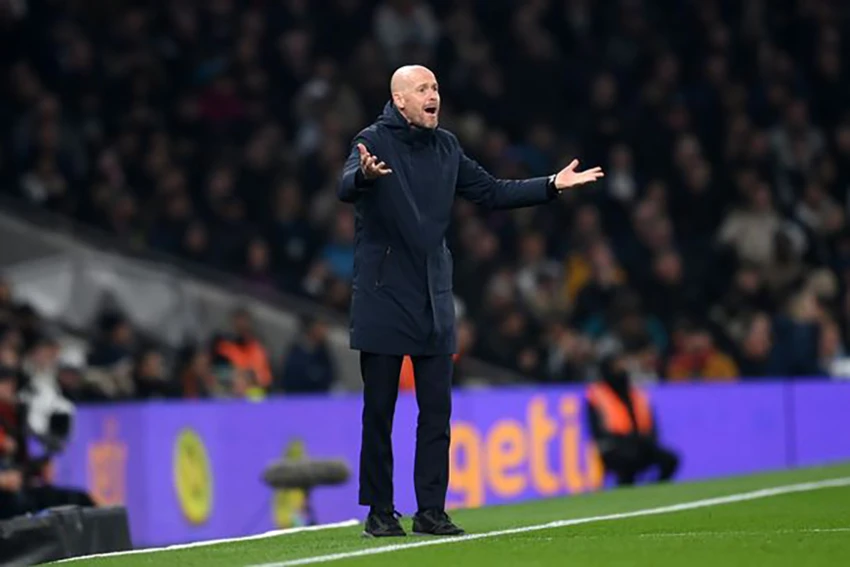 Ten Hag tiếc vì sự thay đổi muộn màng của mình. ẢNH: GETTY