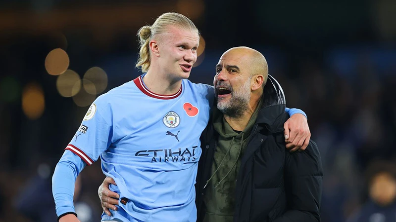 Pep Guardiola hết lời ca ngợi khả năng lắng nghe và học hỏi để hoàn thiện bản thân của Erling Haaland. ẢNH: GETTY Pep Guardiola hết lời ca ngợi khả năng lắng nghe và học hỏi để hoàn thiện bản thân của Erling Haaland. ẢNH: GETTY