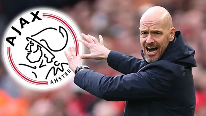 Mùa đầu tiên ở MU, Ten Hag đã mang về Old Trafford 2 cầu thủ của Ajax là Antony và Martinez. ẢNH: MIRROR Mùa đầu tiên ở MU, Ten Hag đã mang về Old Trafford 2 cầu thủ của Ajax là Antony và Martinez. ẢNH: MIRROR